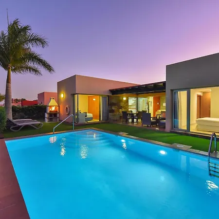 Villa Salobre Golf Dos Luxury Retreat In Gran Canaria Private Outdoor Heatable Pool Bbq Facilities Shaded Outdoor Dining Area Salobre Golf, * Las Palmas de Gran Canaria