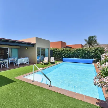 Villa Salobre Golf Dos Luxury Retreat In Gran Canaria Private Outdoor Heatable Pool Bbq Facilities Shaded Outdoor Dining Area Salobre Golf, * Las Palmas de Gran Canaria