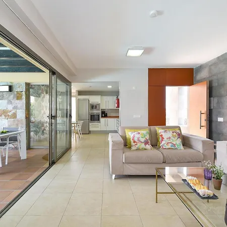 Villa Salobre Golf Dos Luxury Retreat In Gran Canaria Private Outdoor Heatable Pool Bbq Facilities Shaded Outdoor Dining Area Salobre Golf, *