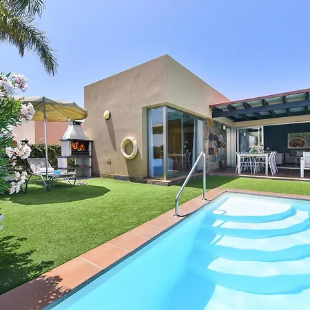 Villa Salobre Golf Dos Luxury Retreat In Gran Canaria Private Outdoor Heatable Pool Bbq Facilities Shaded Outdoor Dining Area Salobre Golf, Villa *